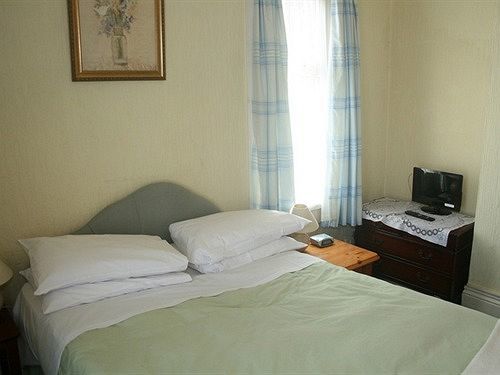 The Knoll Guesthouse Newport  Luaran gambar